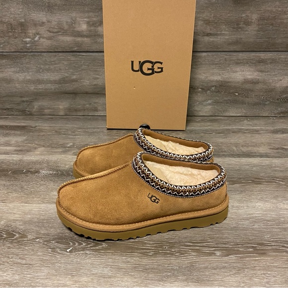 UGG | Tasman Slippers In Chestnut New in Box Size 7 - Picture 6 of 12